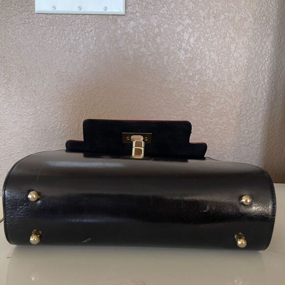 Vintage kamerel New York red and black purse with gold hardware - Picture 7 of 7